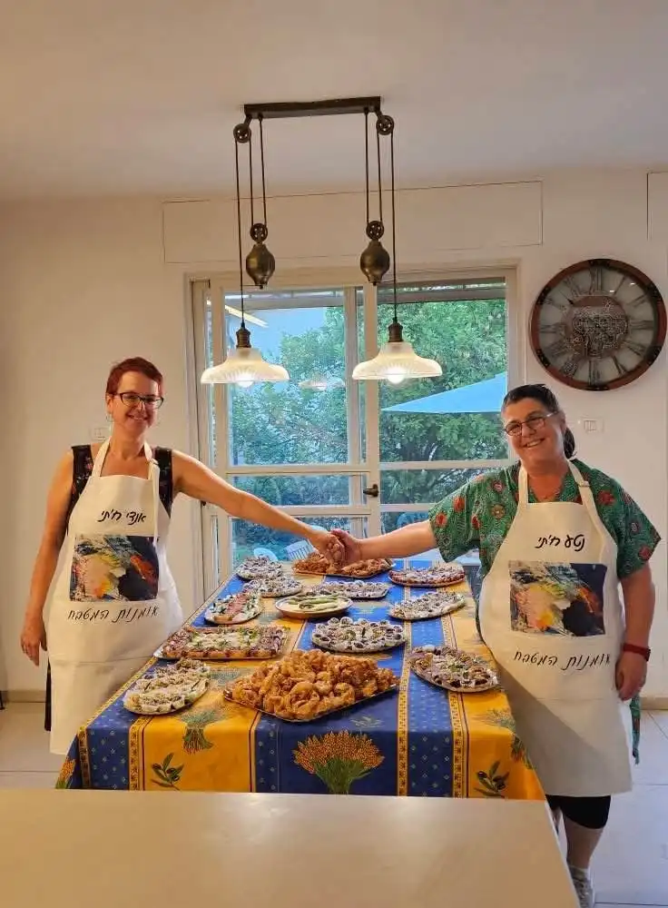 תרבחו ותסעדו